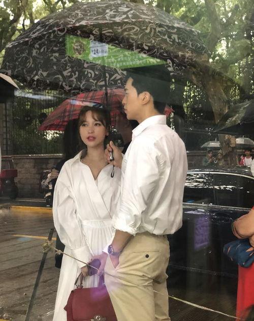 吃瓜恋爱综艺小说,恋爱综艺中的甜蜜碰撞