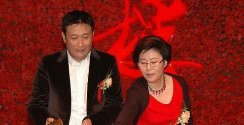 众星捧吃瓜,揭秘娱乐圈的“吃瓜”文化