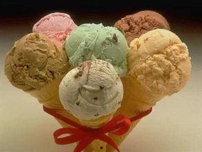 夏天吃瓜吃冰激凌图片,瓜果与冰激凌的清凉盛宴