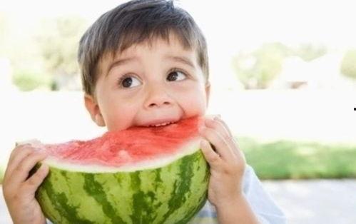 推开吧吃瓜了,吃瓜了！揭秘娱乐圈那些不为人知的幕后故事